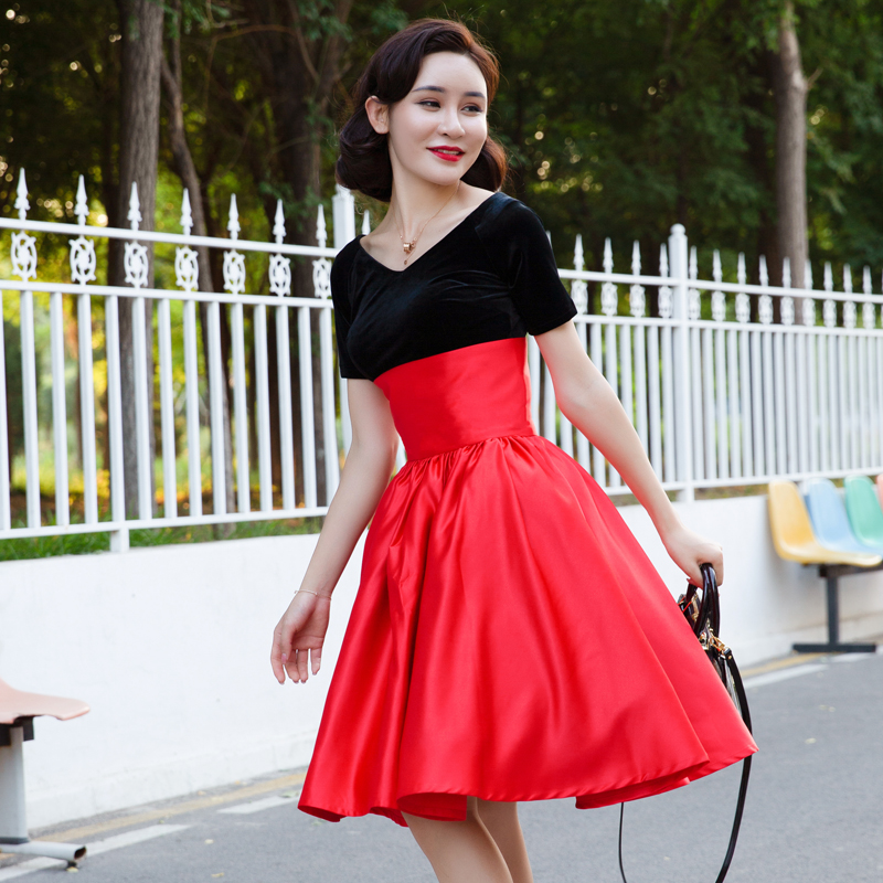 Elegant Audrey Hepburn 1960s ส - Women'S Fashion In The 1960S บทวิจารณ์และราคา