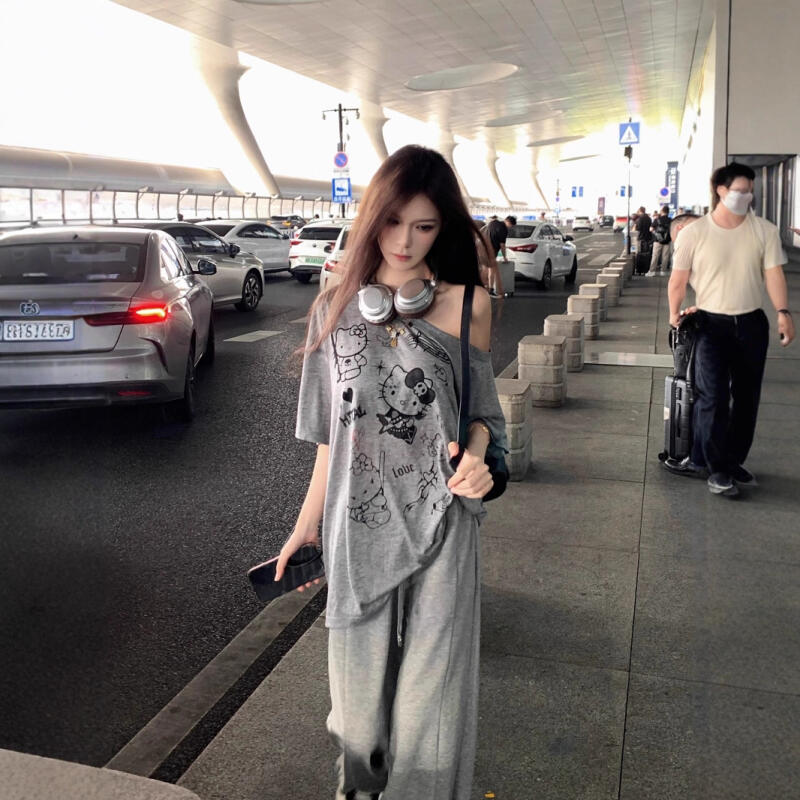 เสื้อป้องกันแสงแดด เฮลโล คิตตี - Off Shoulder Top บทวิจารณ์และราคา